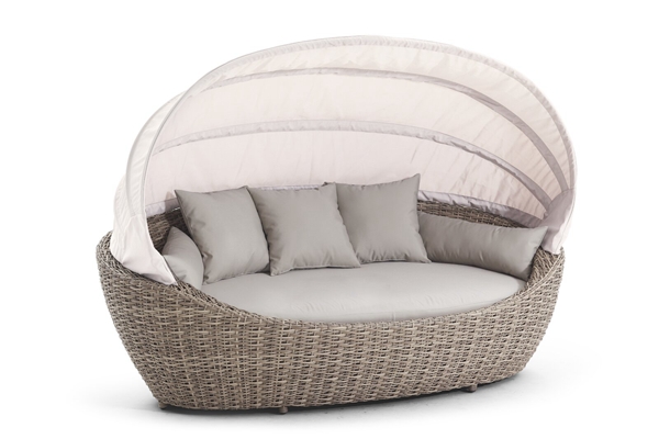 Malta Outdoor Daybed Wicker With Canopy