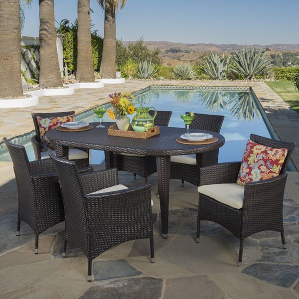 Outdoor 7-piece Oval Wicker Patio Dining Set with Cushions